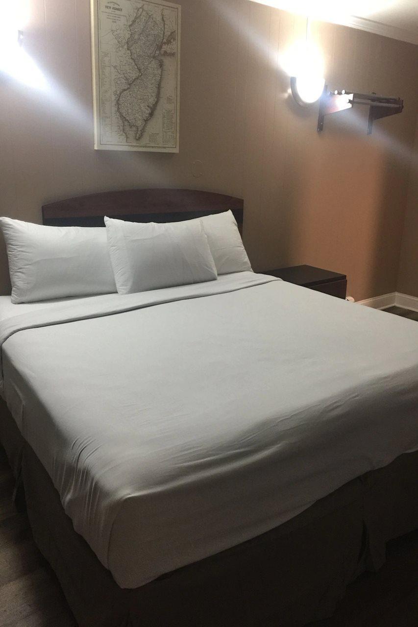 Americas Best Value Inn Avenel Woodbridge エクステリア 写真