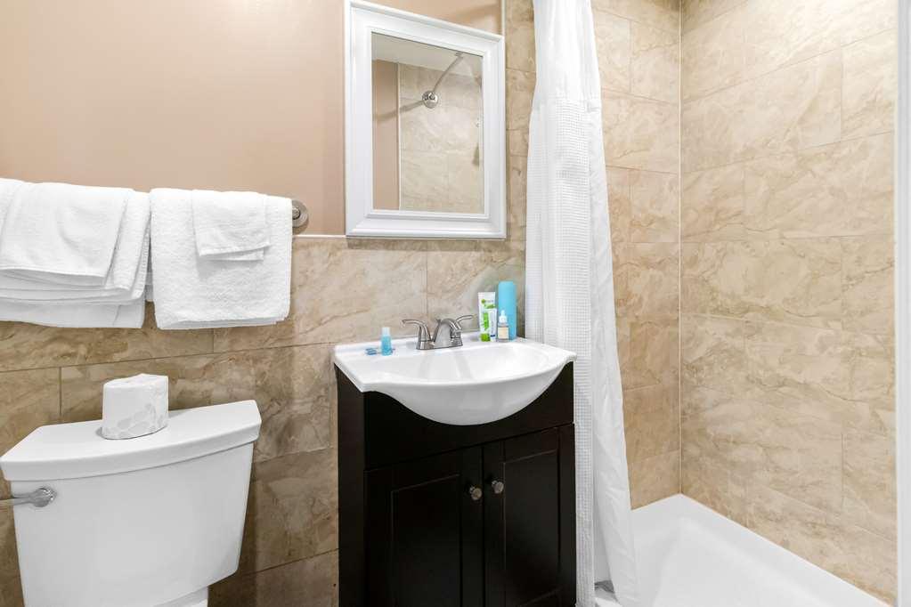 Americas Best Value Inn Avenel Woodbridge 部屋 写真