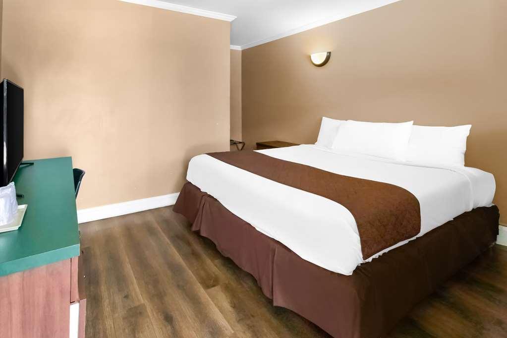Americas Best Value Inn Avenel Woodbridge 部屋 写真