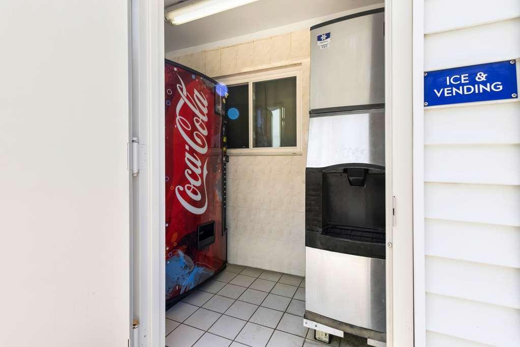 Americas Best Value Inn Avenel Woodbridge 設備 写真