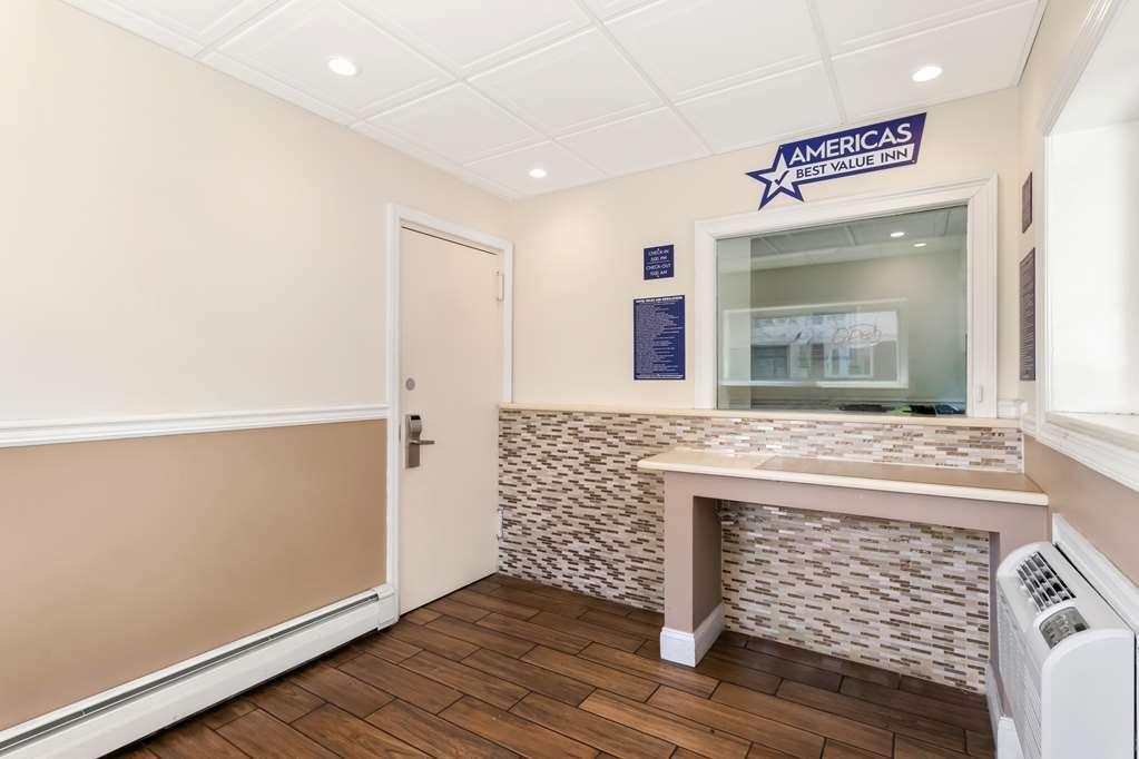 Americas Best Value Inn Avenel Woodbridge インテリア 写真